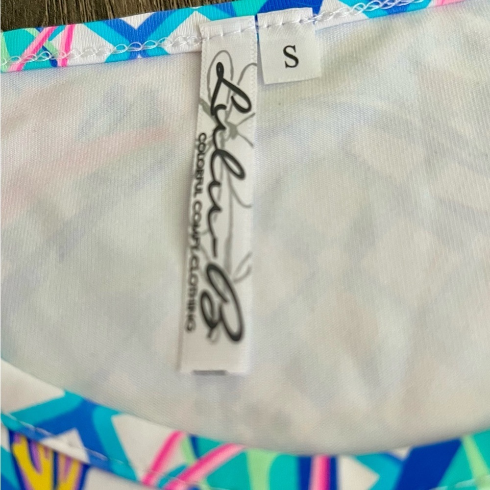 Lulu B UPF 50 Floral Cooling Top Small Bright Tropical Print 3/4 Sleeve NWT new‌ - Picture 2 of 12